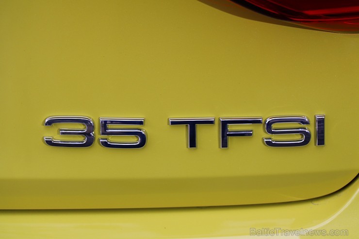 Jaunais «Audi A1 Sportback» prezentējas 2.02.2019 uz «Audi Burbuļu parāde 2019» fona Latvijas Nacionālajā mākslas muzejā 247598