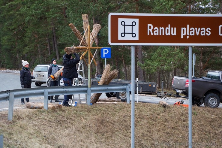 Dabai draudzīgajā Niedru skulptūru festivālā, kas norisinājās 2. martā,bija iespēja radoši izpausties un aizraujoši pavadīt laiku brīvā dabā, no pašu Dabai draudzīgajā Niedru skulptūru festivālā, kas norisinājās 2. martā,bija iespēja radoši izpausties un aizraujoši pavadīt laiku brīvā dabā, no pašu 248118