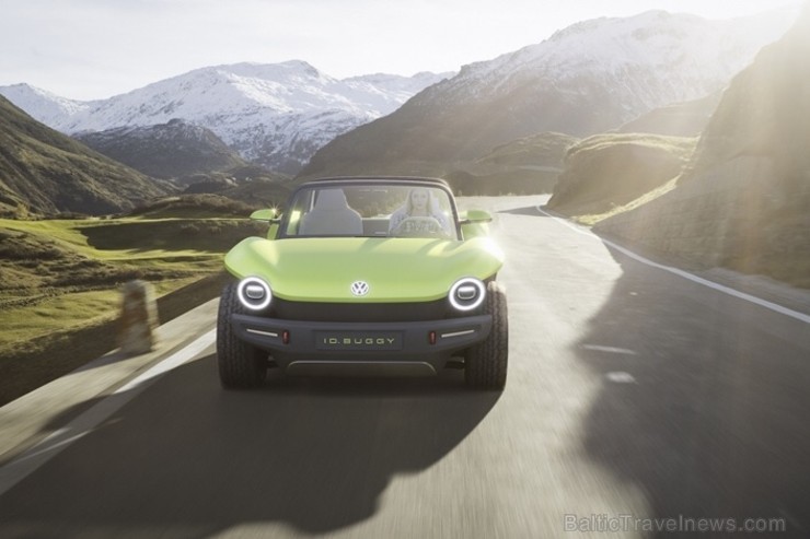 Pasaules pirmizrādi piedzīvo «Volkswagen» konceptauto «ID. BUGGY» 248248
