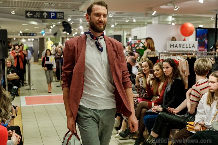 Universālveikals Stockmann rīkoja krāšņas pavasara sezonas atnākšanas svinības, pulcējot vienkopus spilgtas, sabiedrībā zināmas personības jaunās pava Universālveikals Stockmann rīkoja krāšņas pavasara sezonas atnākšanas svinības, pulcējot vienkopus spilgtas, sabiedrībā zināmas personības jaunās pava 248218