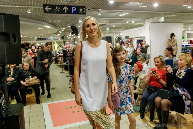 Universālveikals Stockmann rīkoja krāšņas pavasara sezonas atnākšanas svinības, pulcējot vienkopus spilgtas, sabiedrībā zināmas personības jaunās pava Universālveikals Stockmann rīkoja krāšņas pavasara sezonas atnākšanas svinības, pulcējot vienkopus spilgtas, sabiedrībā zināmas personības jaunās pava 248229