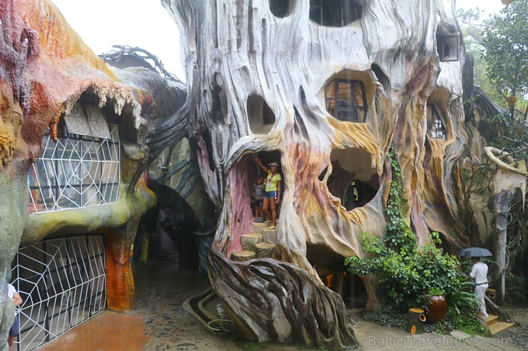 Travelnews.lv apmeklē Dalatas pilsētā savdabīgu «Crazy House». Atbalsta: 365 brīvdienas un Turkish Airlines Travelnews.lv apmeklē Dalatas pilsētā savdabīgu «Crazy House». Atbalsta: 365 brīvdienas un Turkish Airlines 248359
