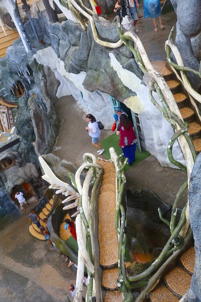 Travelnews.lv apmeklē Dalatas pilsētā savdabīgu «Crazy House». Atbalsta: 365 brīvdienas un Turkish Airlines Travelnews.lv apmeklē Dalatas pilsētā savdabīgu «Crazy House». Atbalsta: 365 brīvdienas un Turkish Airlines 248407