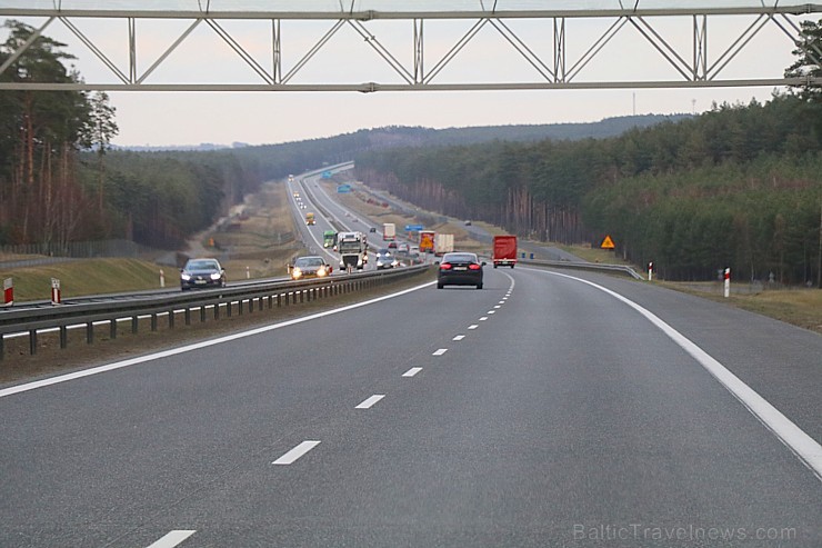 Travelnews.lv ar jauno «Ford Tourneo Custom» no «Sixt Latvija» dodas ceļojumā uz Berlīni 248510