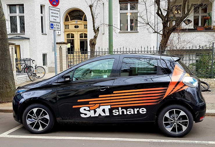 «Sixt» kā pirmā premium klases auto noma pasaulē prezentē mobilitātes platformas aplikāciju tūrisma izstādē «ITB Berlin» - «SIXT rent, SIXT share un «Sixt» kā pirmā premium klases auto noma pasaulē prezentē mobilitātes platformas aplikāciju tūrisma izstādē «ITB Berlin» - «SIXT rent, SIXT share un 248635