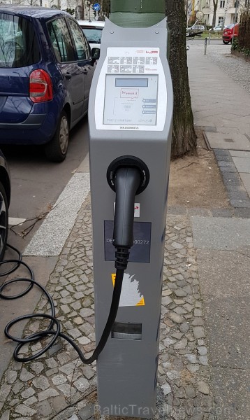 «Sixt» kā pirmā premium klases auto noma pasaulē prezentē mobilitātes platformas aplikāciju tūrisma izstādē «ITB Berlin» - «SIXT rent, SIXT share un «Sixt» kā pirmā premium klases auto noma pasaulē prezentē mobilitātes platformas aplikāciju tūrisma izstādē «ITB Berlin» - «SIXT rent, SIXT share un 248639
