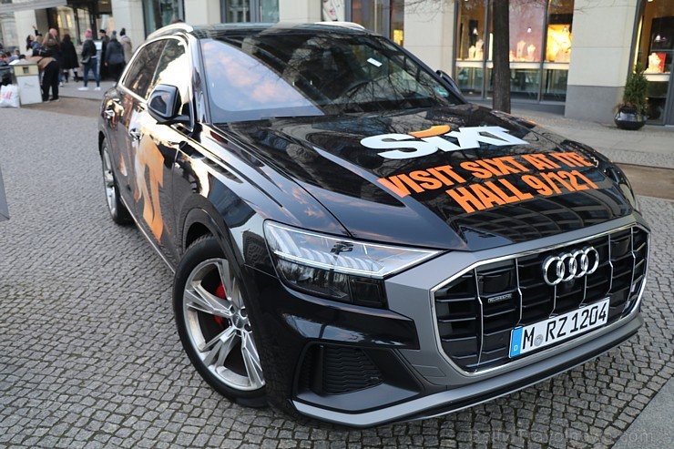 «Sixt» kā pirmā premium klases auto noma pasaulē prezentē mobilitātes platformas aplikāciju tūrisma izstādē «ITB Berlin» - «SIXT rent, SIXT share un «Sixt» kā pirmā premium klases auto noma pasaulē prezentē mobilitātes platformas aplikāciju tūrisma izstādē «ITB Berlin» - «SIXT rent, SIXT share un 248642