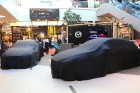Rīgas lielveikalā tiek prezentēta jaunā «Mazda 3» automašīna