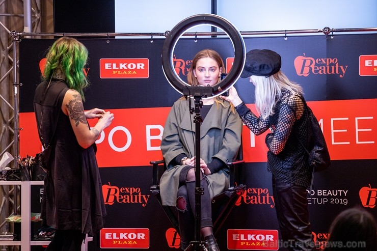 Universālveikalā «Elkor Plaza» uz pavasara skaistuma pasākumu «Expo Beauty Meetup 2019» vienkopus pulcējās vairāk nekā 50 skaistuma industrijas profes Universālveikalā «Elkor Plaza» uz pavasara skaistuma pasākumu «Expo Beauty Meetup 2019» vienkopus pulcējās vairāk nekā 50 skaistuma industrijas profes 249916