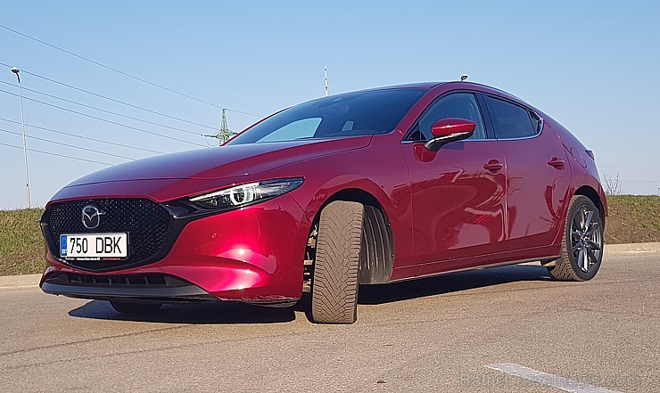 Travelnews.lv apceļo Dobeli, Īli un Rīgu ar jauno «Mazda3» 251201