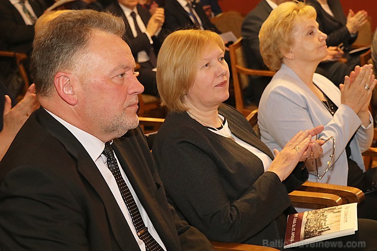 Travelnews.lv apmeklē Latvijas Republikas Saeimu, kur pirmo reizi svin Latgales kongresa dienu 252354