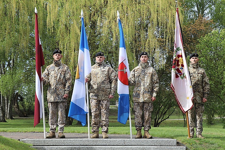 Travelnews.lv 4. maija – Latvijas Republikas Neatkarības atjaunošanas dienu svin Dobelē 252783
