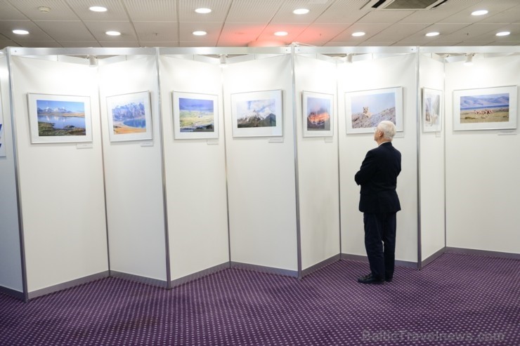 Latvijā pirmo reizi viesnīcā Radisson Blu Hotel Latvija apskatāma foto izstāde, kas veltīta Ķīnas etnisko minoritāšu dzīves veida un paražu daudzveidī Latvijā pirmo reizi viesnīcā Radisson Blu Hotel Latvija apskatāma foto izstāde, kas veltīta Ķīnas etnisko minoritāšu dzīves veida un paražu daudzveidī 253615