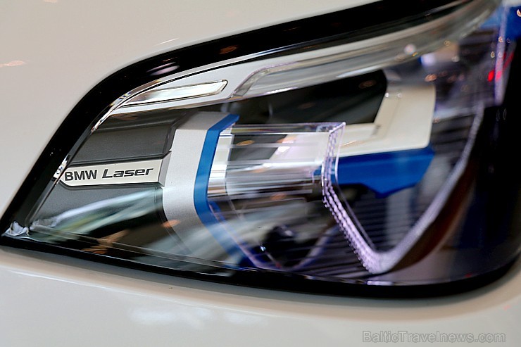 Latvijā prezentē 11.05.2019 pirmo luksus klases apvidus automobili «BMW X7» 253714