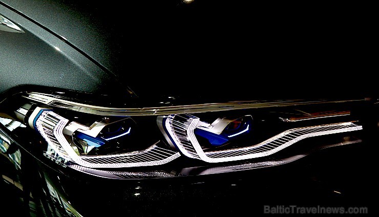 Latvijā prezentē 11.05.2019 pirmo luksus klases apvidus automobili «BMW X7» 253749