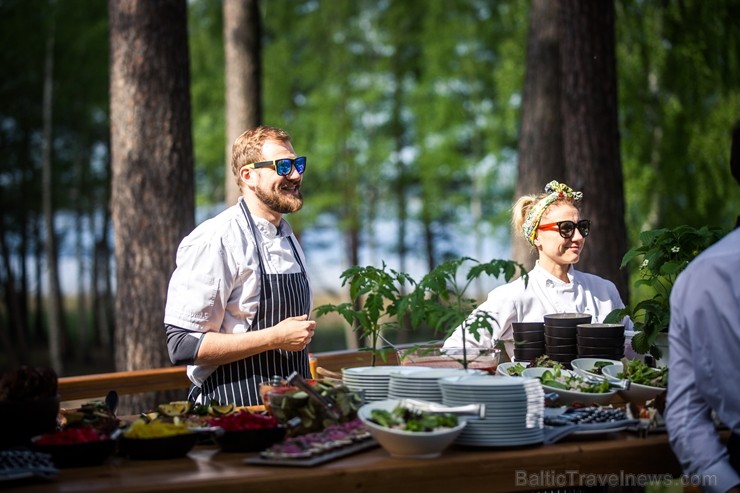 Pavadi neaizmirstamu laiku kopā ar draugiem vai ģimeni gardākajā vakara grill-brančā skaistākajā Pierīgas terasē Hotel Baltvilla, kuru atklās 24.05.20 Pavadi neaizmirstamu laiku kopā ar draugiem vai ģimeni gardākajā vakara grill-brančā skaistākajā Pierīgas terasē Hotel Baltvilla, kuru atklās 24.05.20 254638