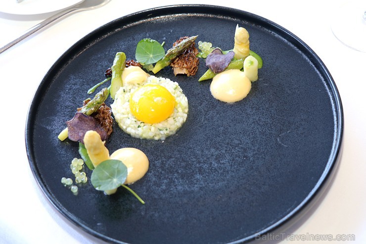 «Schwarzreiter» garša no Michelin pavāres Maike Menzel ir baudāma 2 dienas Rīgā - restorānā «Stage22» «Schwarzreiter» garša no Michelin pavāres Maike Menzel ir baudāma 2 dienas Rīgā - restorānā «Stage22» 254682