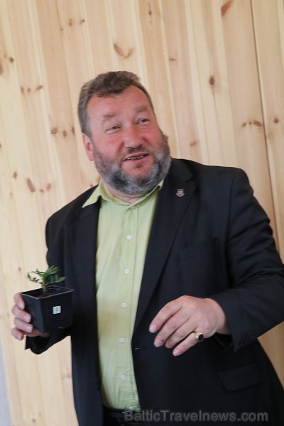 Kafijas vairumtirgotājs «Paulig Coffee Latvia» kafijas biezumus vedīs pētnieku eksperimentiem sadarbībā ar Nacionālā botāniskā dārzu un «Eco Baltia» Kafijas vairumtirgotājs «Paulig Coffee Latvia» kafijas biezumus vedīs pētnieku eksperimentiem sadarbībā ar Nacionālā botāniskā dārzu un «Eco Baltia» 255464