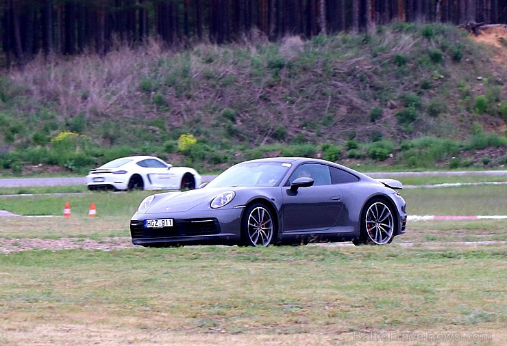 Travelnews.lv piedalās «Porsche Road Tour 2019» un izbauda 10 spēkratu spējas dažādos apstākļos 255631