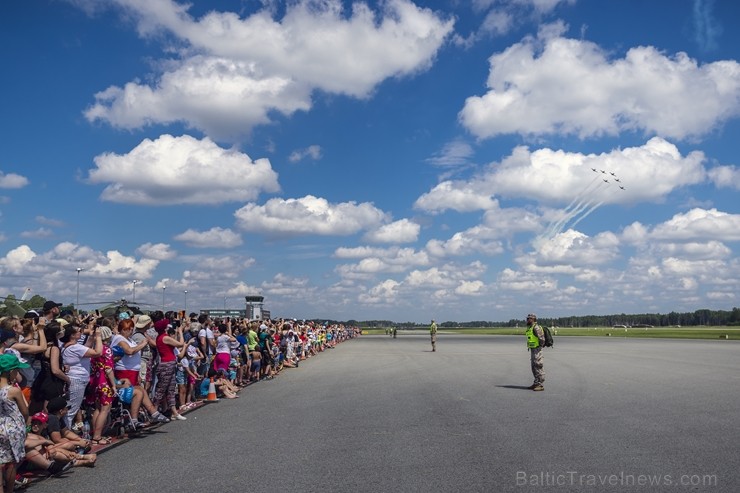 Aviācijas bāzē Lielvārdē 8.06.2019. norisinājās aviācijas paraugdemonstrējumi, kas veltīti Gaisa spēku simtgadei Aviācijas bāzē Lielvārdē 8.06.2019. norisinājās aviācijas paraugdemonstrējumi, kas veltīti Gaisa spēku simtgadei 256481