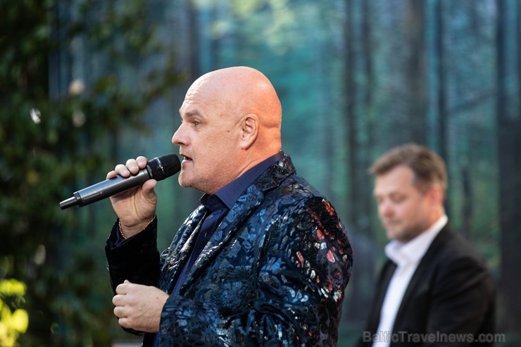 Rembates parka brīvdabas estrādē Lielvārdē , jau otro reizi tika noskaidrota Latvijas sirdsdziesma Rembates parka brīvdabas estrādē Lielvārdē , jau otro reizi tika noskaidrota Latvijas sirdsdziesma 257085