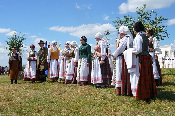 Ludzas pilskalnā notika kultūrvēstures festivāls Ludzas pilskalnā notika kultūrvēstures festivāls