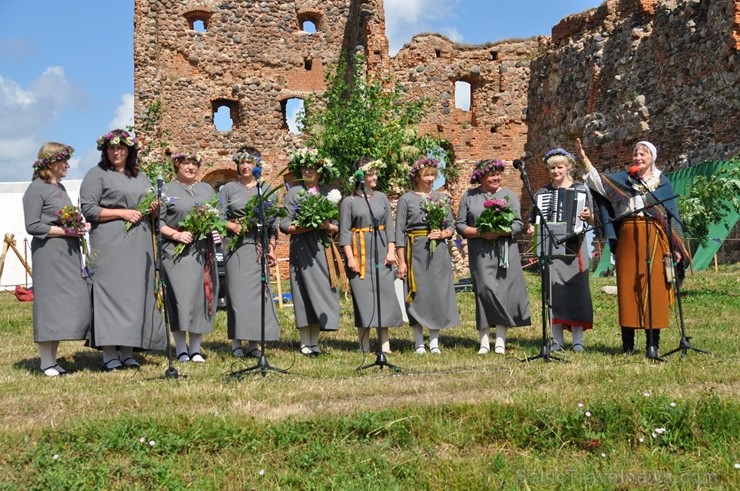Ludzas pilskalnā notika kultūrvēstures festivāls Ludzas pilskalnā notika kultūrvēstures festivāls