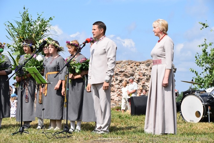 Ludzas pilskalnā notika kultūrvēstures festivāls Ludzas pilskalnā notika kultūrvēstures festivāls