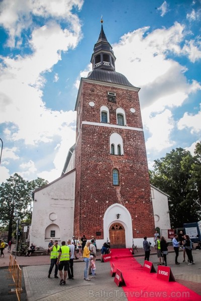 Vēsturiskais 107 km skrējiensoļojums Rīga - Valmiera šogad atzīmē 30 gadu jubileju. Pirmais skrējiens norisinājās 1989. gadā - trīs dienas pēc leģendā Vēsturiskais 107 km skrējiensoļojums Rīga - Valmiera šogad atzīmē 30 gadu jubileju. Pirmais skrējiens norisinājās 1989. gadā - trīs dienas pēc leģendā 257905