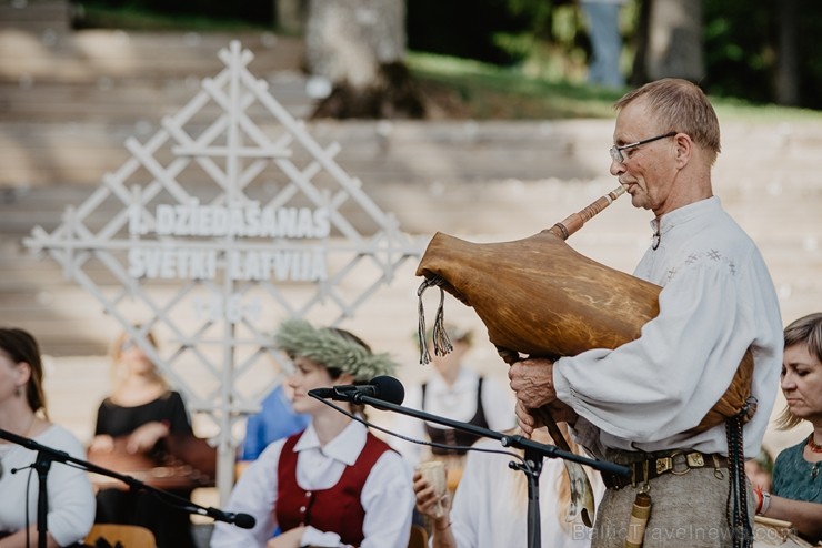 Šogad aprit 155. gadskārta kopš pirmajām dziesmu dienām, kas norisinājās Valmieras pusē - Dikļos Šogad aprit 155. gadskārta kopš pirmajām dziesmu dienām, kas norisinājās Valmieras pusē - Dikļos 258141