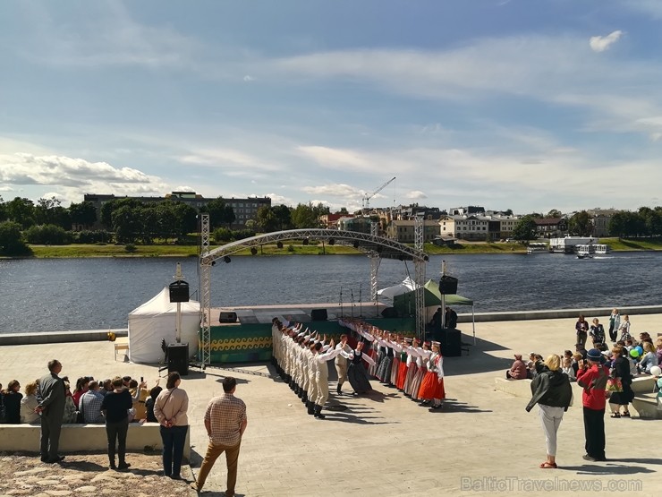 Hanzas dienās piedalījās 72 delegācijas no dažādām Eiropas valstu Hanzas pilsētām, kā arī 17 Krievijas Hanzas pilsētām, kuras visas ietilpst Hanzas pi Hanzas dienās piedalījās 72 delegācijas no dažādām Eiropas valstu Hanzas pilsētām, kā arī 17 Krievijas Hanzas pilsētām, kuras visas ietilpst Hanzas pi 258183