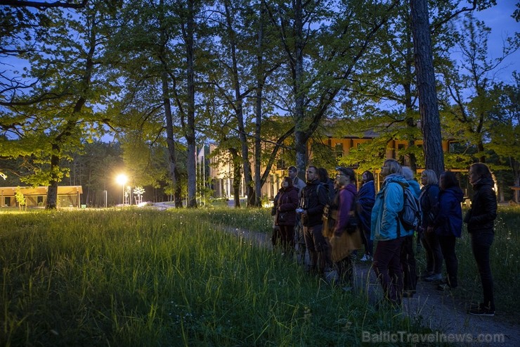 Jau 10. gadu ar pārgājieniem Dundagas novada dabā un unikālajā kultūrvidē vasaras sākumā rīkoja Slīteres Ceļotāju dienas, savukārt Mājas kafejnīcu die Jau 10. gadu ar pārgājieniem Dundagas novada dabā un unikālajā kultūrvidē vasaras sākumā rīkoja Slīteres Ceļotāju dienas, savukārt Mājas kafejnīcu die 258535