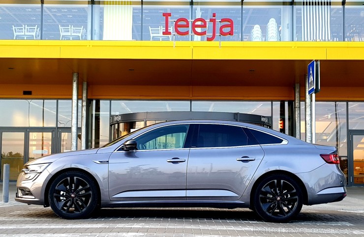 Travelnews.lv apceļo Latviju ar jauno «Renault Talisman» 259101