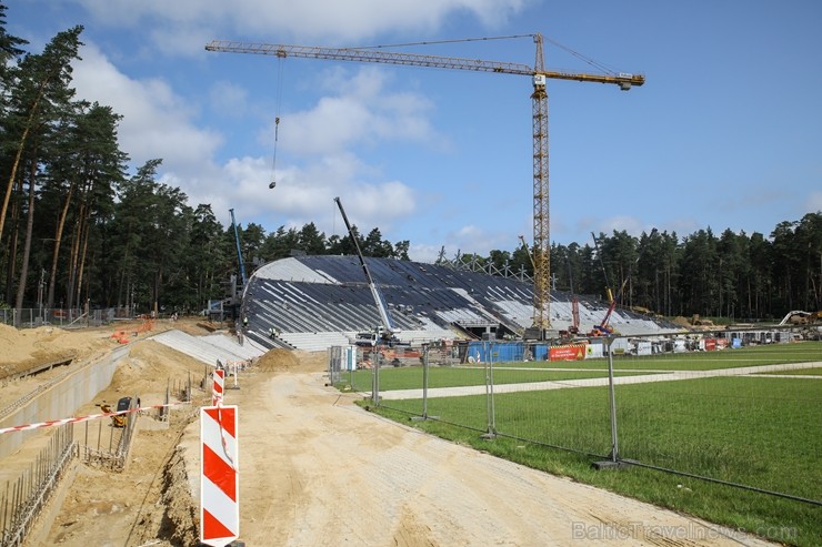 Mežaparka jaunās estrādes būvniecības darba gaitu iepazinās Dziesmu un deju svētku Mākslinieciskās padomes un XII Latvijas skolu jaunatnes dziesmu un Mežaparka jaunās estrādes būvniecības darba gaitu iepazinās Dziesmu un deju svētku Mākslinieciskās padomes un XII Latvijas skolu jaunatnes dziesmu un 259873