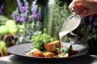 Latviešu ēdināšanas tīkls «Hercogs» svinīgi atver piekto restorānu