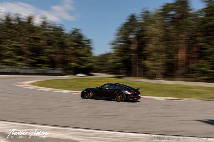 Gran Turismo apvieno 4 800 dalībniekus no dažādām pasaules daļām – lielākoties autobraucēji ir no Ziemeļeiropas, tomēr labi pārstāvēta ir arī ASV, Die Gran Turismo apvieno 4 800 dalībniekus no dažādām pasaules daļām – lielākoties autobraucēji ir no Ziemeļeiropas, tomēr labi pārstāvēta ir arī ASV, Die 259961