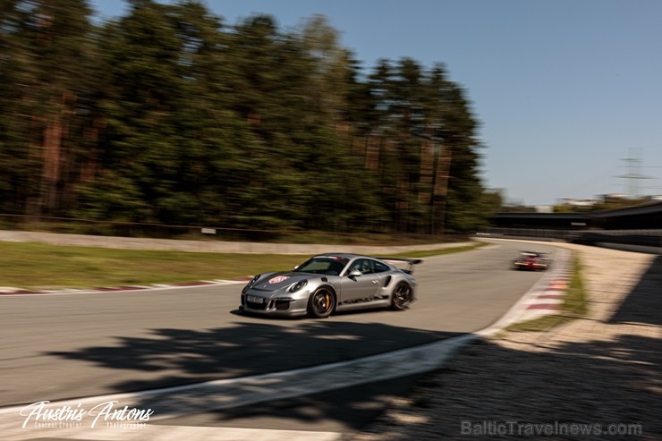 Gran Turismo apvieno 4 800 dalībniekus no dažādām pasaules daļām – lielākoties autobraucēji ir no Ziemeļeiropas, tomēr labi pārstāvēta ir arī ASV, Die Gran Turismo apvieno 4 800 dalībniekus no dažādām pasaules daļām – lielākoties autobraucēji ir no Ziemeļeiropas, tomēr labi pārstāvēta ir arī ASV, Die 259965