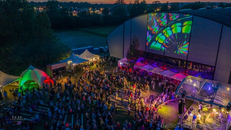 Jau divdesmit ceturto reizi Kuldīgā ar plašu pasākumu klāstu svinēja festivālu Jau divdesmit ceturto reizi Kuldīgā ar plašu pasākumu klāstu svinēja festivālu