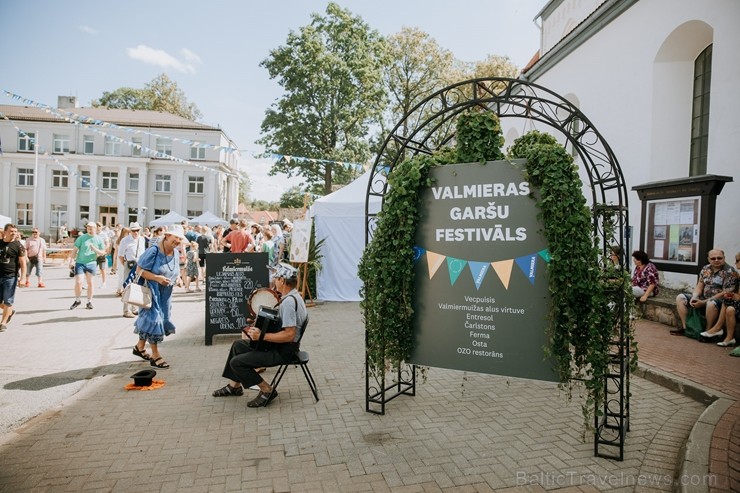 Valmierā nosvinēta pilsētas 736. Dzimšanas diena ar tradicionālām un jaunām aktivitātēm, kas iepriecinājušas ikvienu svētku dalībnieku Valmierā nosvinēta pilsētas 736. Dzimšanas diena ar tradicionālām un jaunām aktivitātēm, kas iepriecinājušas ikvienu svētku dalībnieku 260167