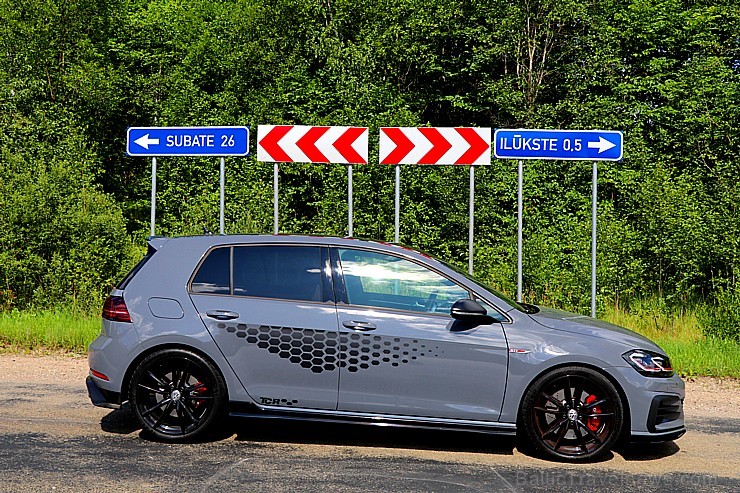Travelnews.lv apceļo Latviju ar jauno un jaudīgo «VW Golf GTI TRC» 260957