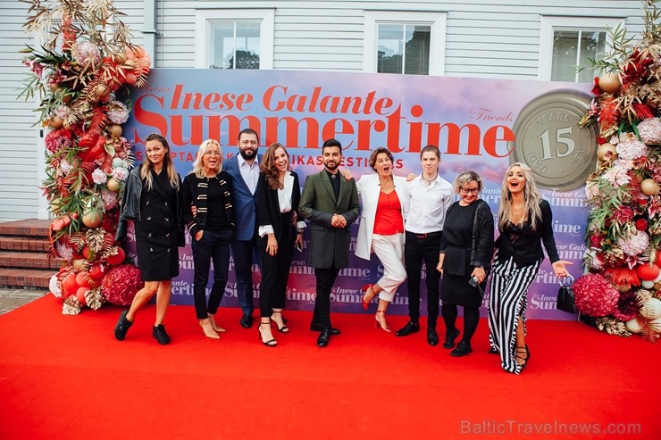 Leģendārais, pasaules operas dīvas Ineses Galantes iedvesmotais festivāls tradicionāli iezīmē Jūrmalas vasaras koncertsezonas kulmināciju Leģendārais, pasaules operas dīvas Ineses Galantes iedvesmotais festivāls tradicionāli iezīmē Jūrmalas vasaras koncertsezonas kulmināciju 261358