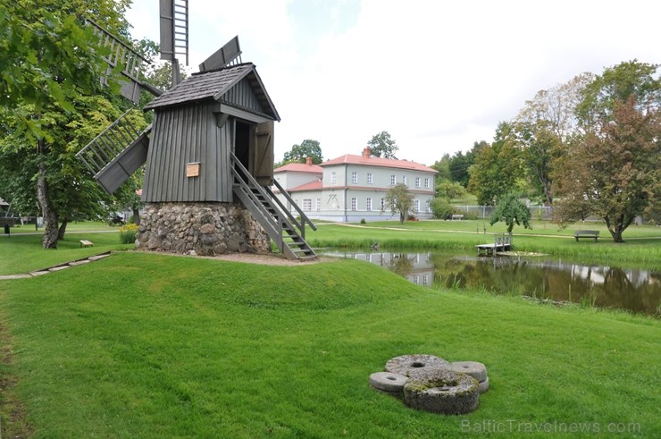 Ar seno arodu svētku tirdziņu Ar seno arodu svētku tirdziņu