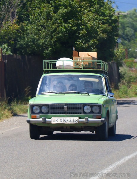 Travelnews.lv izbrauc Gruzijas autostrādes, kalnu asfalta ceļus un vēro dažādos žogu vārtus 262200