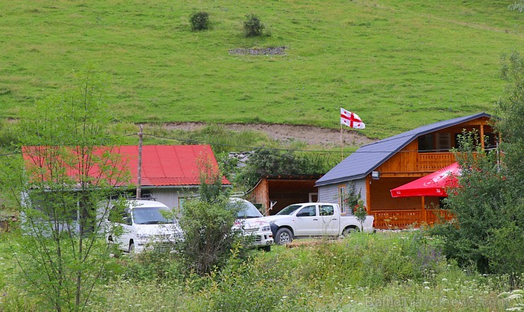 Travelnews.lv izbauda viesu nama «Jujuna’s guesthouse» viesmīlību Šatili ciemā. Atbalsta: Georgia.Travel Travelnews.lv izbauda viesu nama «Jujuna’s guesthouse» viesmīlību Šatili ciemā. Atbalsta: Georgia.Travel 263029