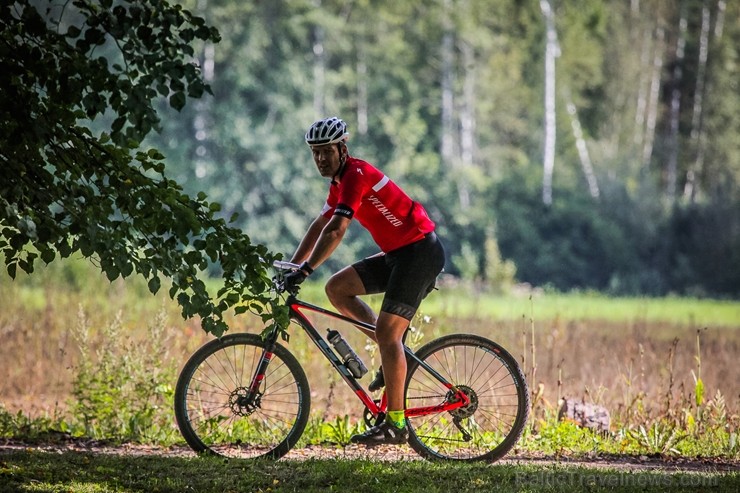 Orientēšanās entuzaisti, sportisti, ģimenes, bērni, jaunieši un aktīvi cilvēki pulcējās vienā no Vidzemes skaistākajām pilsētām – Valmierā, lai baudīt 263135