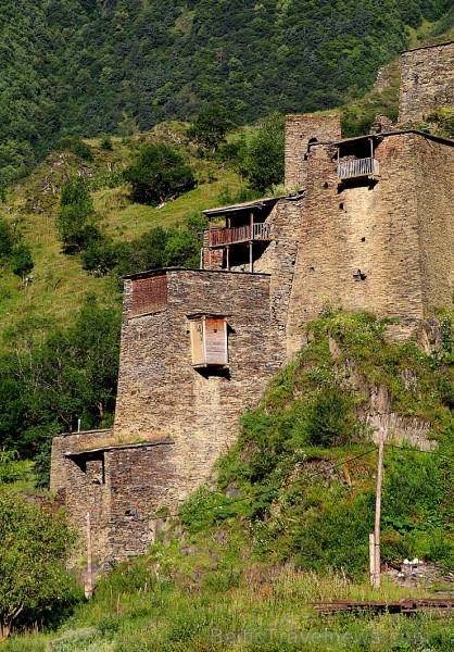 Travelnews.lv iepazīst UNESCO Pasaules mantojuma kandidātu - Šatili viduslaiku cietoksni. Atbalsta: Georgia.Travel Travelnews.lv iepazīst UNESCO Pasaules mantojuma kandidātu - Šatili viduslaiku cietoksni. Atbalsta: Georgia.Travel 263189