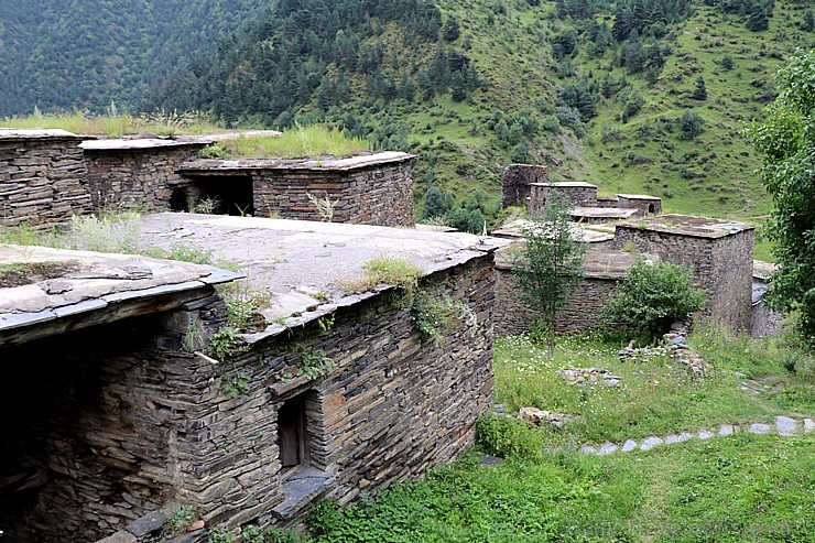 Travelnews.lv iepazīst UNESCO Pasaules mantojuma kandidātu - Šatili viduslaiku cietoksni. Atbalsta: Georgia.Travel Travelnews.lv iepazīst UNESCO Pasaules mantojuma kandidātu - Šatili viduslaiku cietoksni. Atbalsta: Georgia.Travel 263211