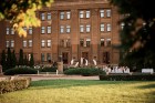Viesnīcas «Park Hotel Latgola» restorāns «PLAZA» rīko vakariņas Daugavpils Universitātes skvērā