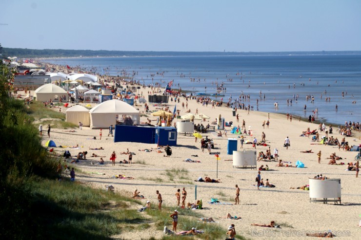 Jūrmala 1.septembri sagaida ar saulainu un labi apmeklētu pludmali 263982