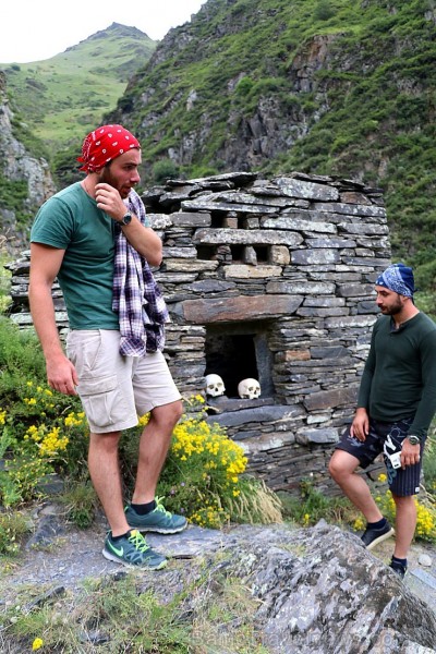 Travelnews.lv apmeklē Mutso ciemu Kaukāza kalnos un iepazīst viduslaiku cietoksni. Atbalsta: Georgia.Travel Travelnews.lv apmeklē Mutso ciemu Kaukāza kalnos un iepazīst viduslaiku cietoksni. Atbalsta: Georgia.Travel 264031
